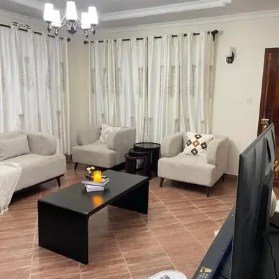 Rhovee Arusha