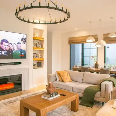 Rabi Residence Modern farm house sleeps 4